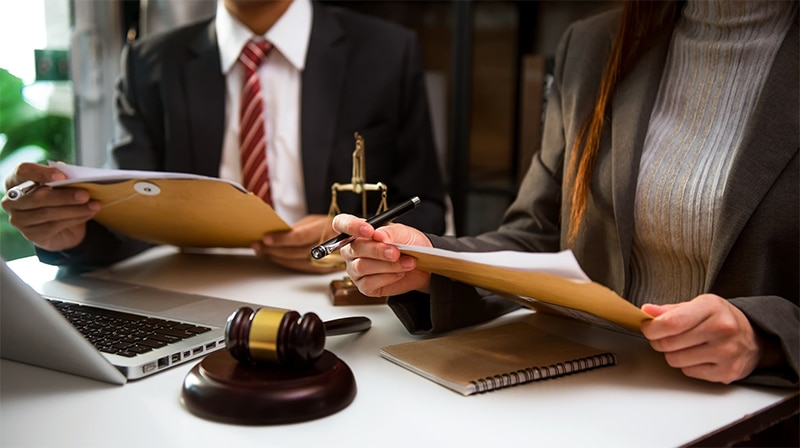 Why Do You Need an 18-Wheeler Accident Lawyer?​