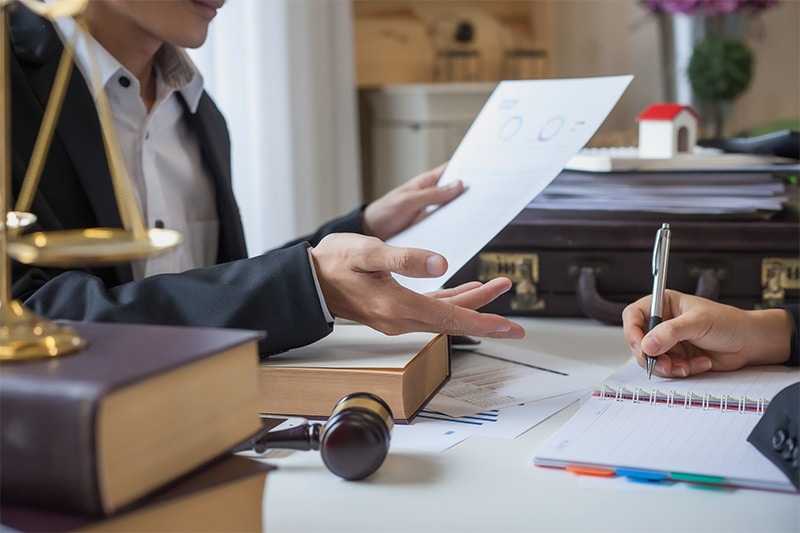 Benefits of Working with PTSD Injury Lawyers