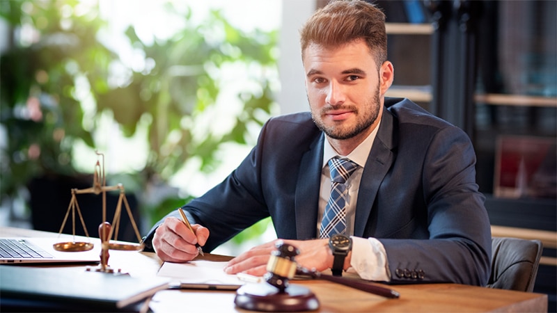 How an Amputation Injury Lawyer Can Help You in Albuquerque
