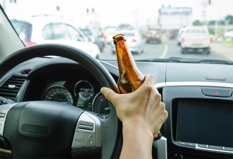 Most fatal car accidents occurred in rural highway areas (61.9%), with urban highway areas accounting for 38.1% of incidents.