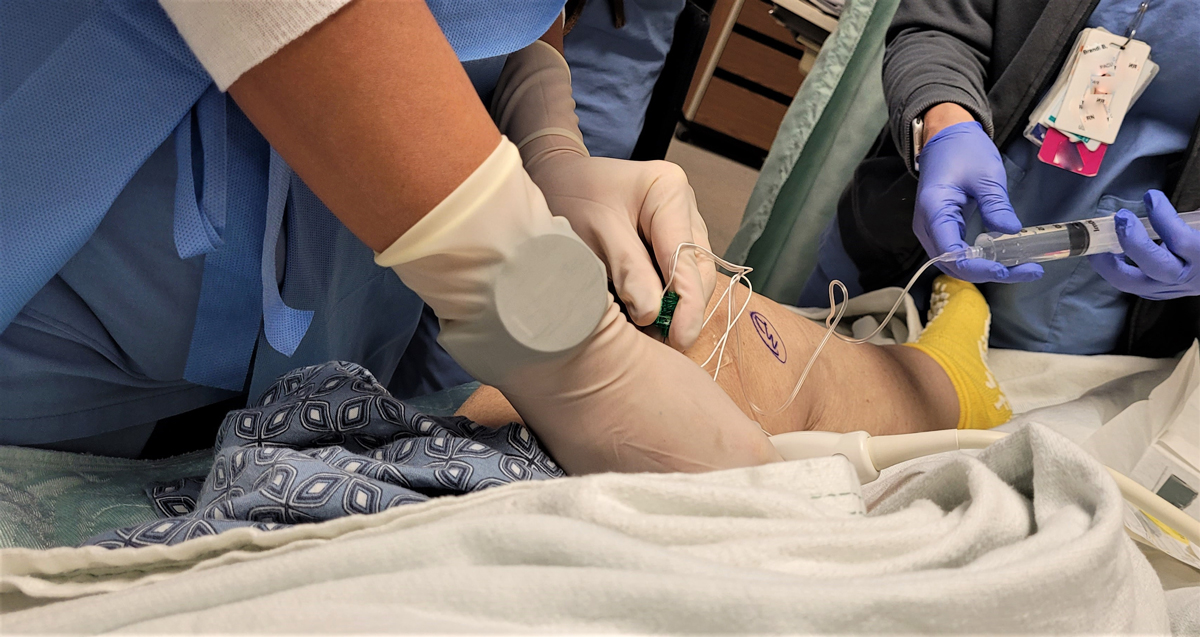 patient undergoing knee surgery