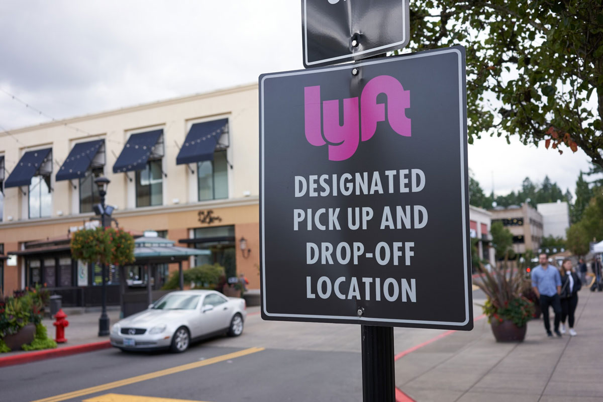 sign with lyft on it