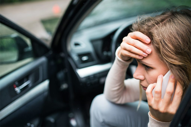 Who Should I Contact First After a Car Accident?