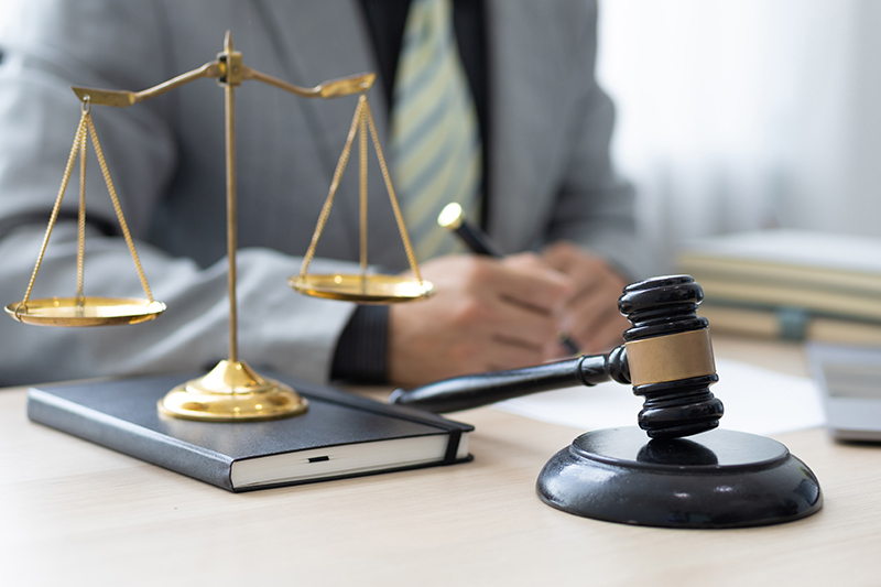 What Are the Benefits Of Hiring an Experienced Attorney?