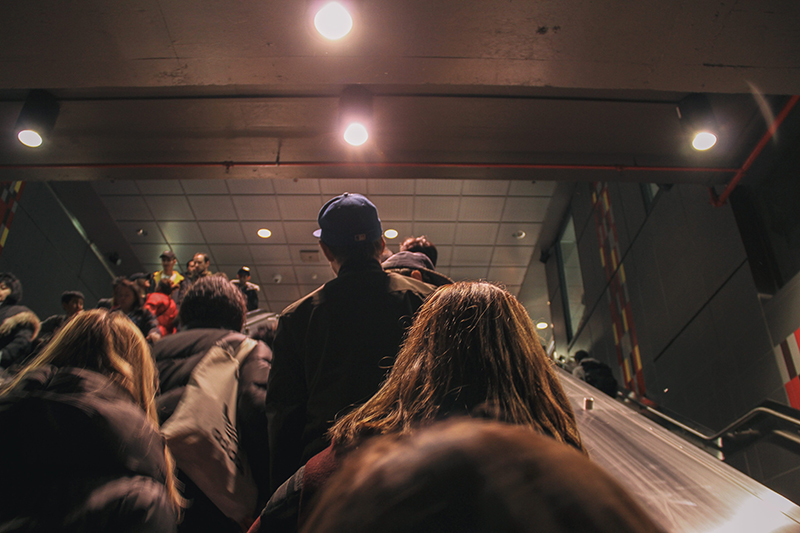 Escalator Passenger Behavior and Environmental Factors
