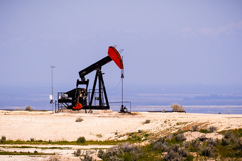 Industries with the Highest Injury Rates in Bakersfield