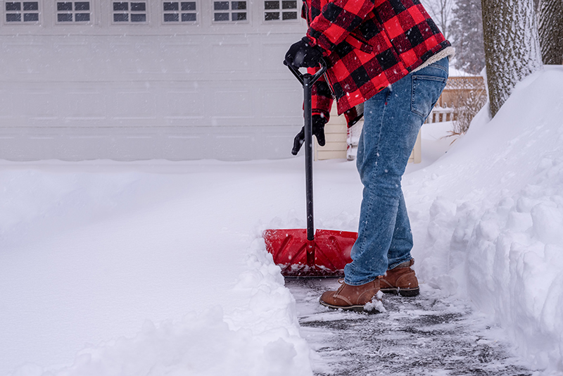 Be Aware of the Risks of Snow Shoveling